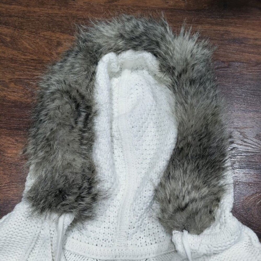 Tommy Hilfiger Cable Knit Poncho Sweater Faux Fur Trim Hooded Fringe Hem Onesize - Picture 6 of 16